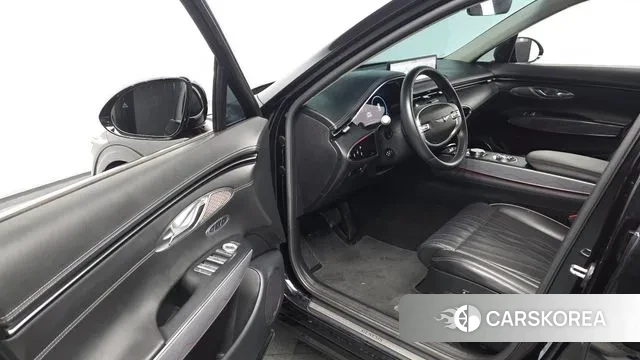 Genesis GV70 2021 Черный из Кореи, фото 2