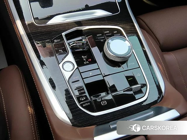 BMW X5 (G05) 2024 Серебристо-серый из Кореи, фото 2