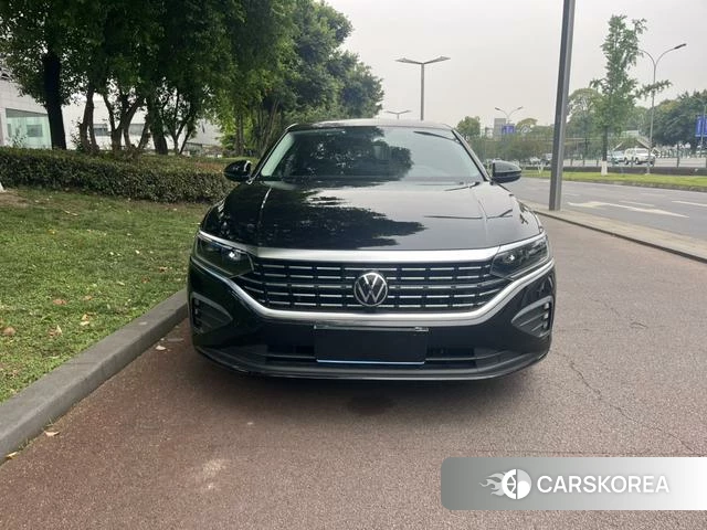 Volkswagen Passat 2021 Черный из Китая, фото 2