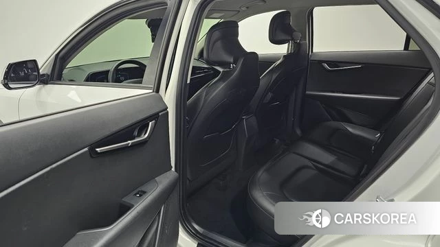 Kia Di Ol Nu Niro 2022 Белый из Кореи, фото 2