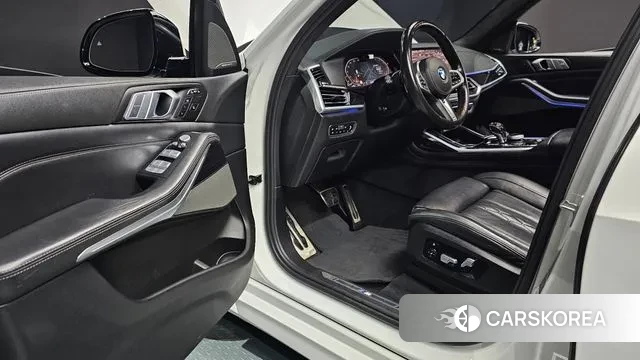 BMW X7 (G07) 2020 Белый из Кореи, фото 2