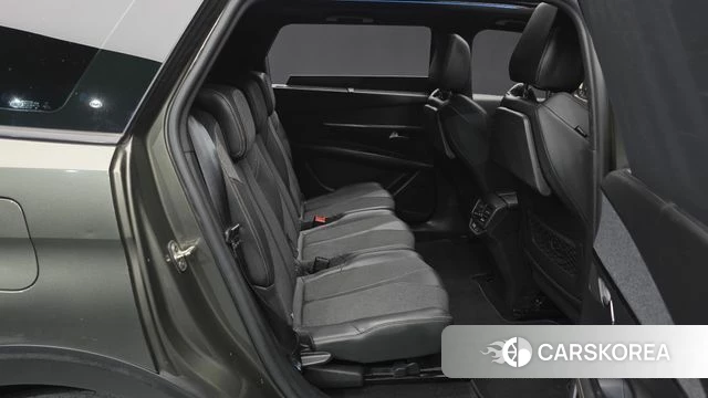 Peugeot 5008 second generation 2021 Серый из Кореи, фото 2