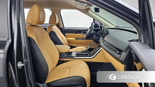 Kia Carnival 4th generation 2023 Серый из Кореи, фото 2