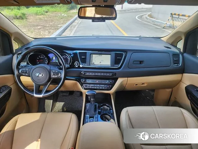 Kia The New Carnival 2019 Белый из Кореи, фото 2