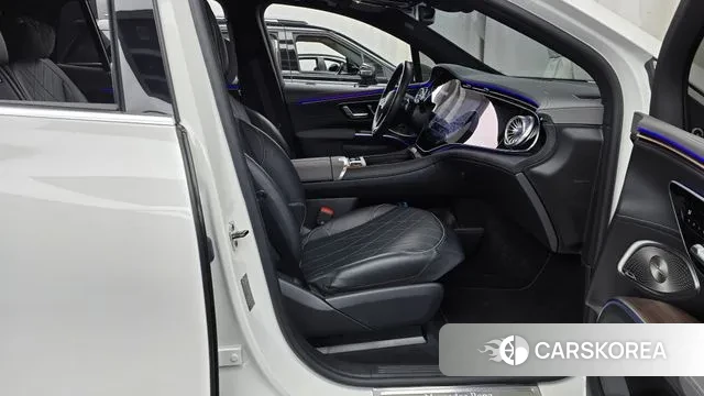 Mercedes-Benz EQS SUV X296 2023 Белый из Кореи, фото 2