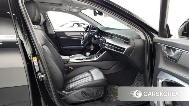 Audi A6 (C8) 2019 Черный из Кореи, фото 2