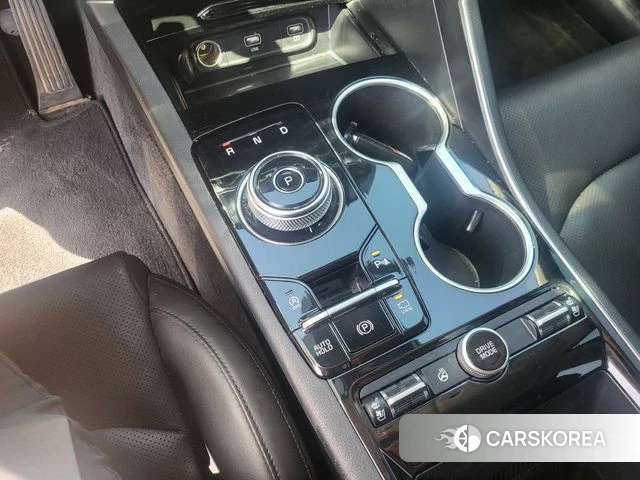 Kia K5 3rd generation 2023 Черный из Кореи, фото 2