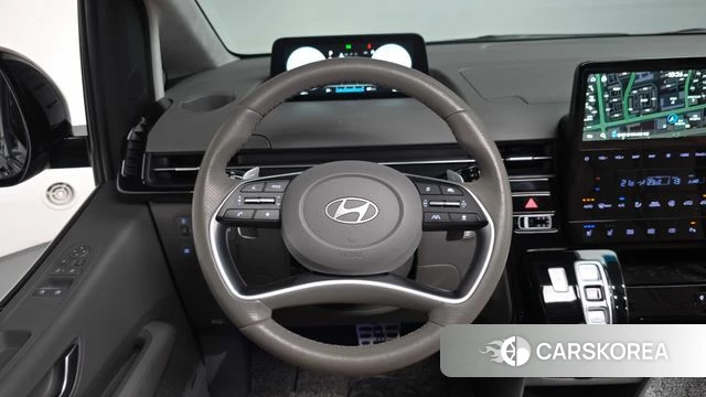 Hyundai Staria 2024 Черный из Кореи, фото 2