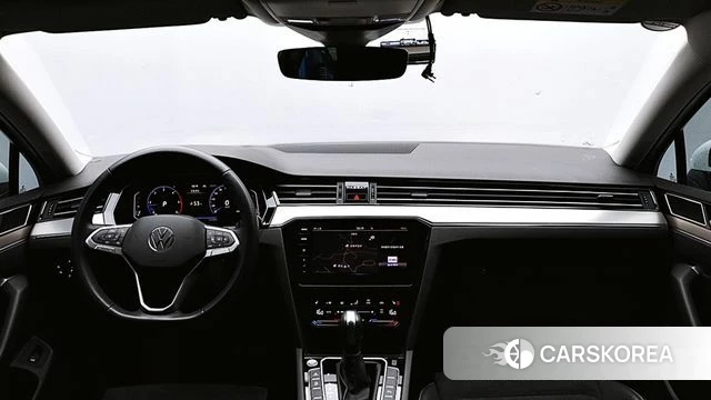Volkswagen Passat GT (B8) 2021 Белый из Кореи, фото 2