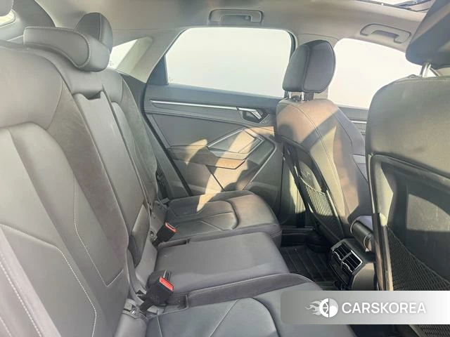 Audi Q3 Sportback 2023 Белый из Китая, фото 2