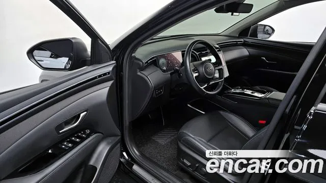 Hyundai Tucson (NX4) 2022 Черный из Кореи, фото 2