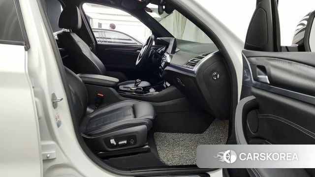 BMW X3 (G01) 2022 Белый из Кореи, фото 2