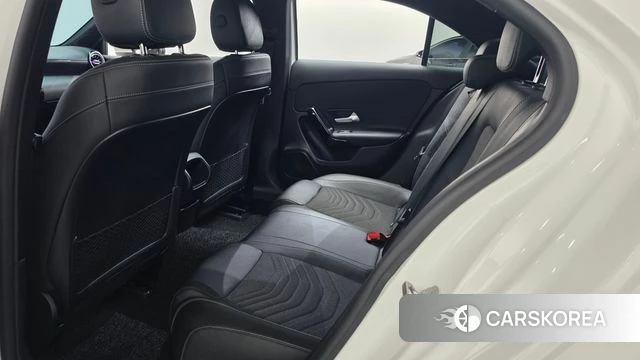 Mercedes-Benz A-Class W177 2020 Белый из Кореи, фото 2