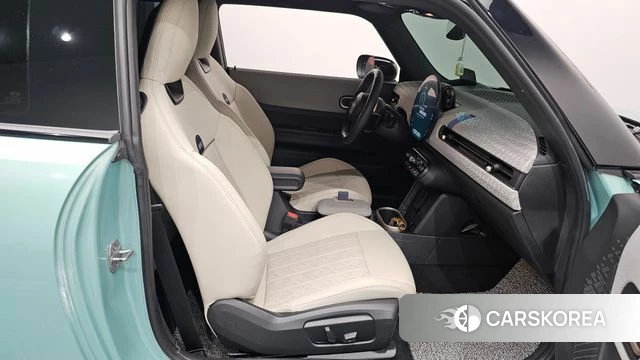 Mini Cooper S 2024 Небесно-голубой из Кореи, фото 2