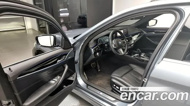 BMW 5 Series (G30) id 2713761 из Кореи 2