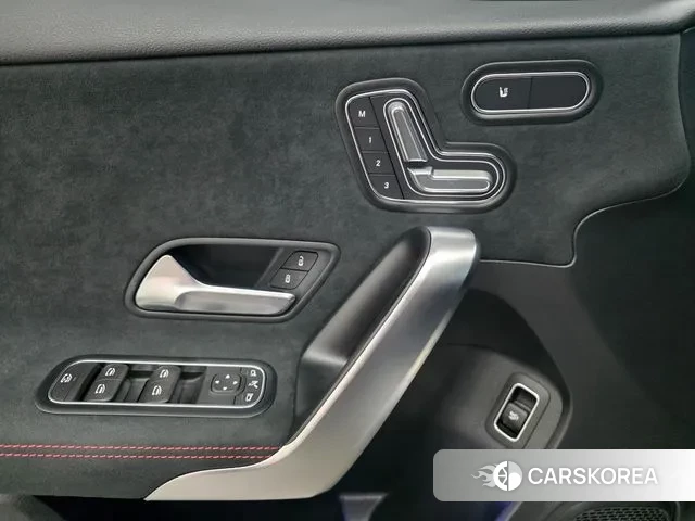 Mercedes-Benz A-Class W177 2025 Серый из Кореи, фото 2