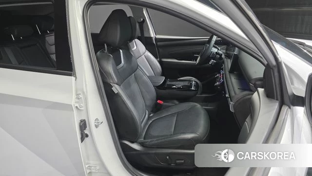 Hyundai The New Tucson (NX4) 2024 Белый из Кореи, фото 2