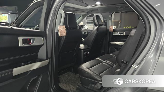 Ford Explorer 6th Generation 2021 Серый из Кореи, фото 2