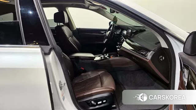 BMW 6 Series GT (G32) 2019 Белый из Кореи, фото 2