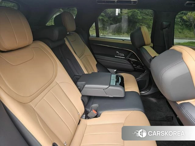 Land Rover Range Rover Sport 3rd Generation 2025 Черный из Кореи, фото 2