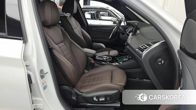 BMW iX3 2023 Белый из Кореи, фото 2