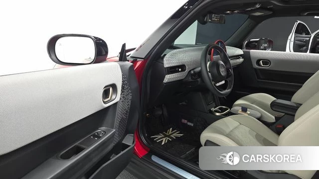 Mini Cooper S 4th Generation 2024 Красный из Кореи, фото 2