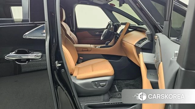 Toyota Alphard 4th Generation 2024 Черный из Кореи, фото 2