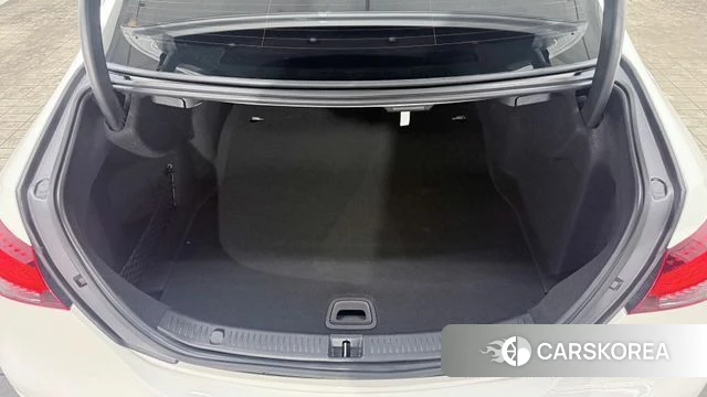 Mercedes-Benz E-Class W213 2023 Белый из Кореи, фото 2