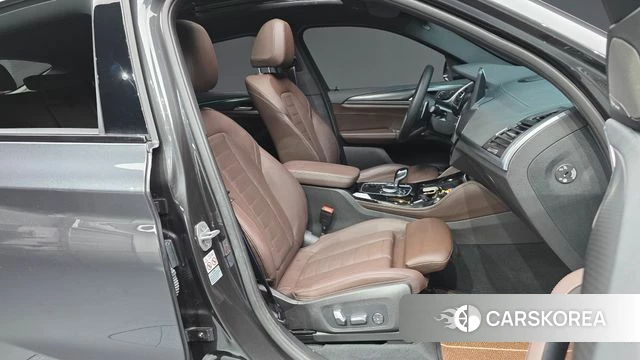 BMW X4 (G02) 2023 Серый из Кореи, фото 2