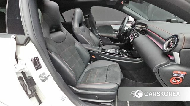 Mercedes-Benz CLA-Class C118 2024 Белый из Кореи, фото 2