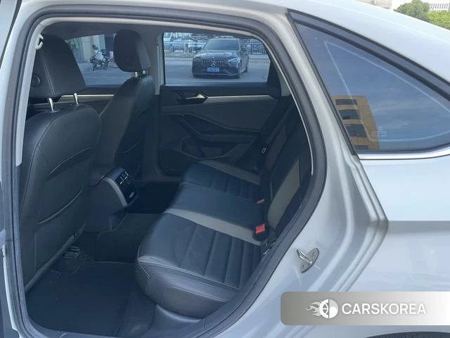 Volkswagen Sagitar 2021 Белый из Китая, фото 2