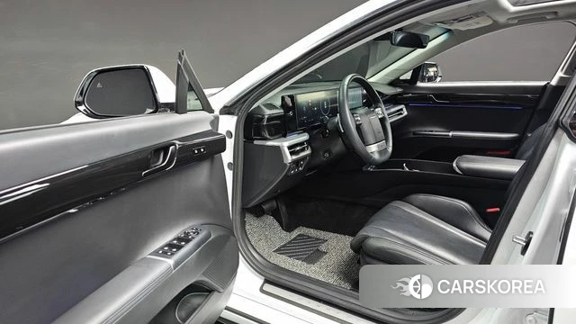 Hyundai Grandeur Hybrid (GN7) 2023 Белый из Кореи, фото 2