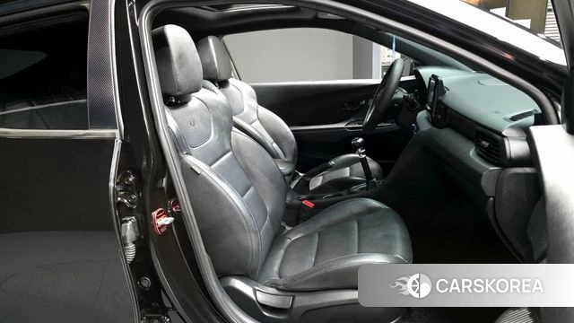 Hyundai Veloster (JS) 2019 Черный из Кореи, фото 2