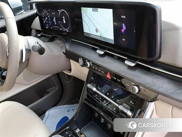 Kia Carnival 4th generation 2023 Белый из Кореи, фото 2