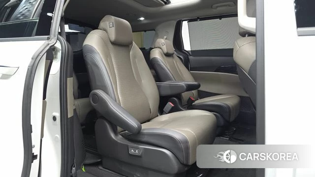 Kia The New Carnival 4th Generation 2024 Белый из Кореи, фото 2