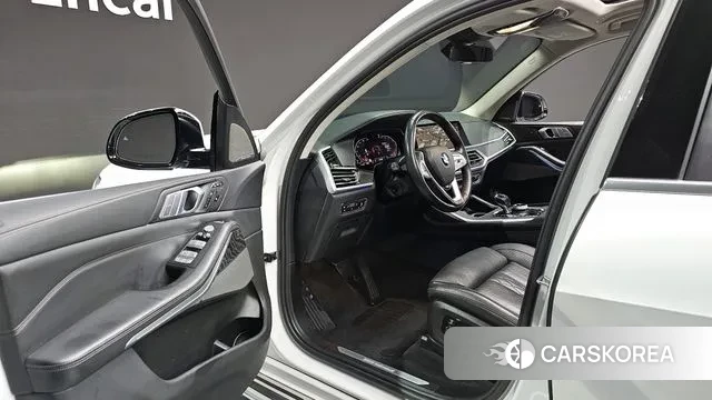 BMW X7 (G07) 2021 Белый из Кореи, фото 2