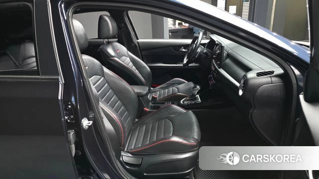 Kia The New K3 2nd generation 2022 Синий из Кореи, фото 2