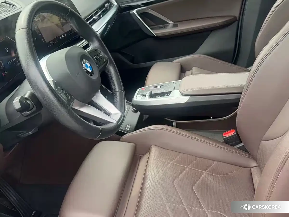 BMW X2 2024 Silver/gray из Китая, фото 2