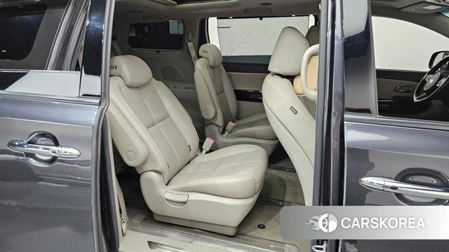 Kia The New Carnival 2019 Серый из Кореи, фото 2