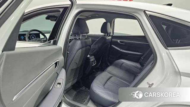 Hyundai Sonata D Edge (DN8) 2023 Белый из Кореи, фото 2