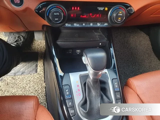 Kia The New K3 2nd generation 2021 Белый из Кореи, фото 2