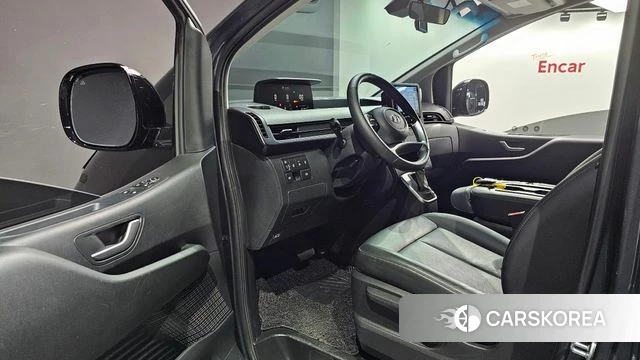 Hyundai Staria 2023 Серый из Кореи, фото 2