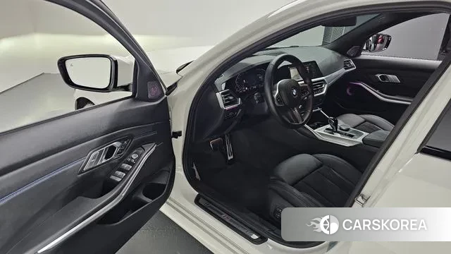 BMW 3 Series (G20) 2021 Белый из Кореи, фото 2