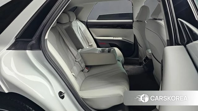Hyundai Grandeur Hybrid (GN7) 2024 Белый из Кореи, фото 2