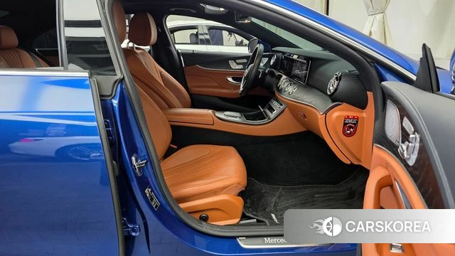 Mercedes-Benz CLS-Class C257 2022 Синий из Кореи, фото 2