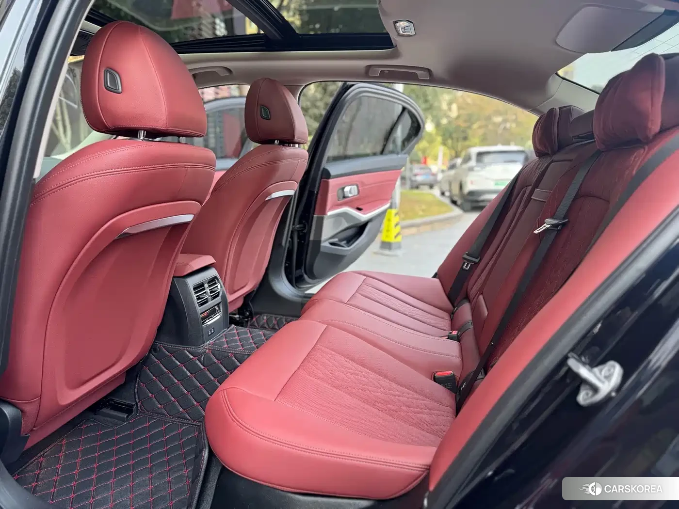 BMW 3 series 2024 Черный из Китая, фото 2