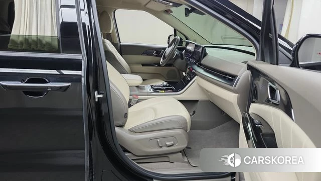 Kia Carnival 4th generation 2022 Черный из Кореи, фото 2