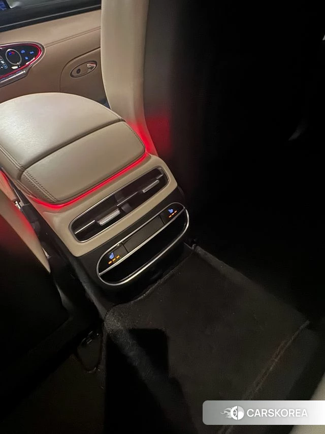 Genesis GV70 2021 Черный из Кореи, фото 2