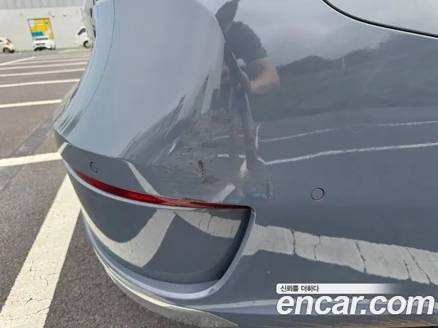 BMW 7 Series (G70) 2023 Цвет галактики из Кореи, фото 2