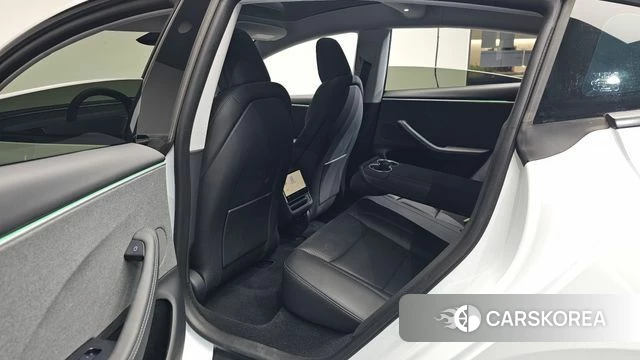 Tesla Model 3 2024 Белый из Кореи, фото 2